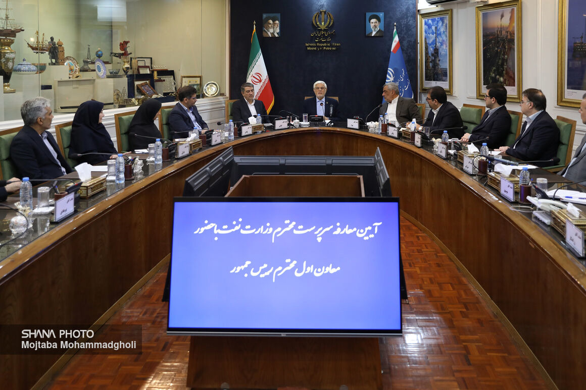 تولید و توسعه صنعت نفت با همراهی دولت شتاب می‌گیرد