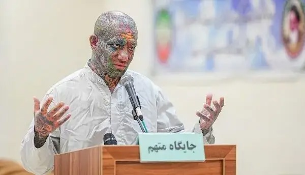 حمله تند تتلو به «هیچکس» پس از کنسرت لندن