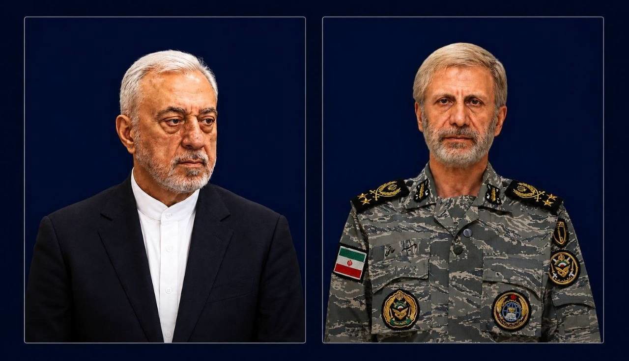تبریک فرمانده کل ارتش به وزیر دفاع؛ امیر حاتمی: باید گام‌های پرشتابی برای تحکیم امنیت برداریم