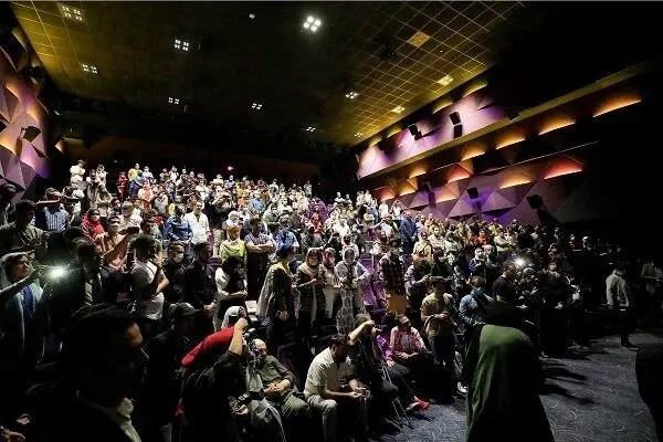 فروش سینمای ایران از یک همت گذشت؛ تهرانی‌ها در صدر!