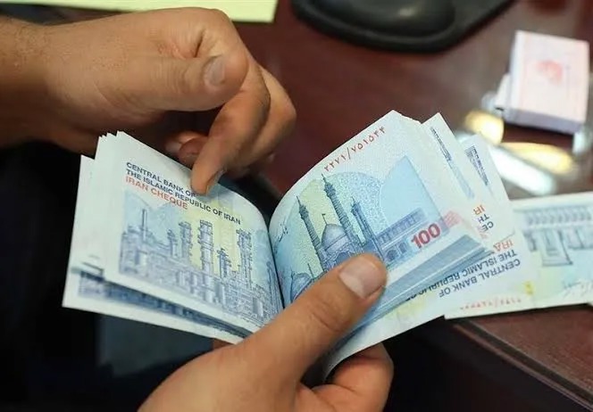 پرداخت تسهیلات تا سقف ۱۰۰ میلیارد ریال به بنگاه‌های اقتصادی آسیب‌دیده از جنگ در خوزستان
