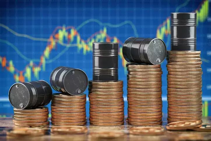 قیمت نفت در آستانه ثبت چهارمین افزایش ماهانه