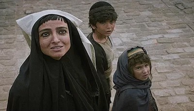 دل زن مثل صندوقچه است صدتا قفل داره، جزء خودش هیچکی نمیدونه اون تو چه خبره